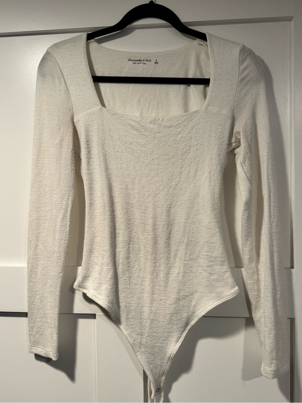 Abercrombie & Fitch Cream Long-Sleeve Square Neck Bodysuit